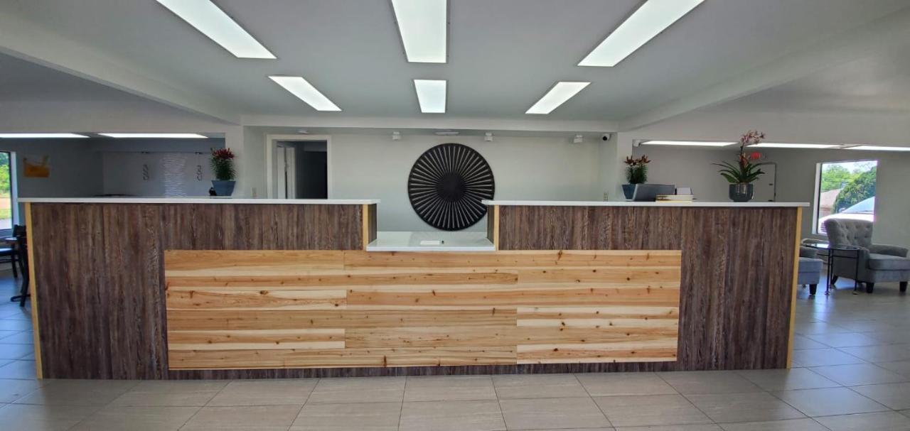 Excellent Inn & Suites Натчез Экстерьер фото